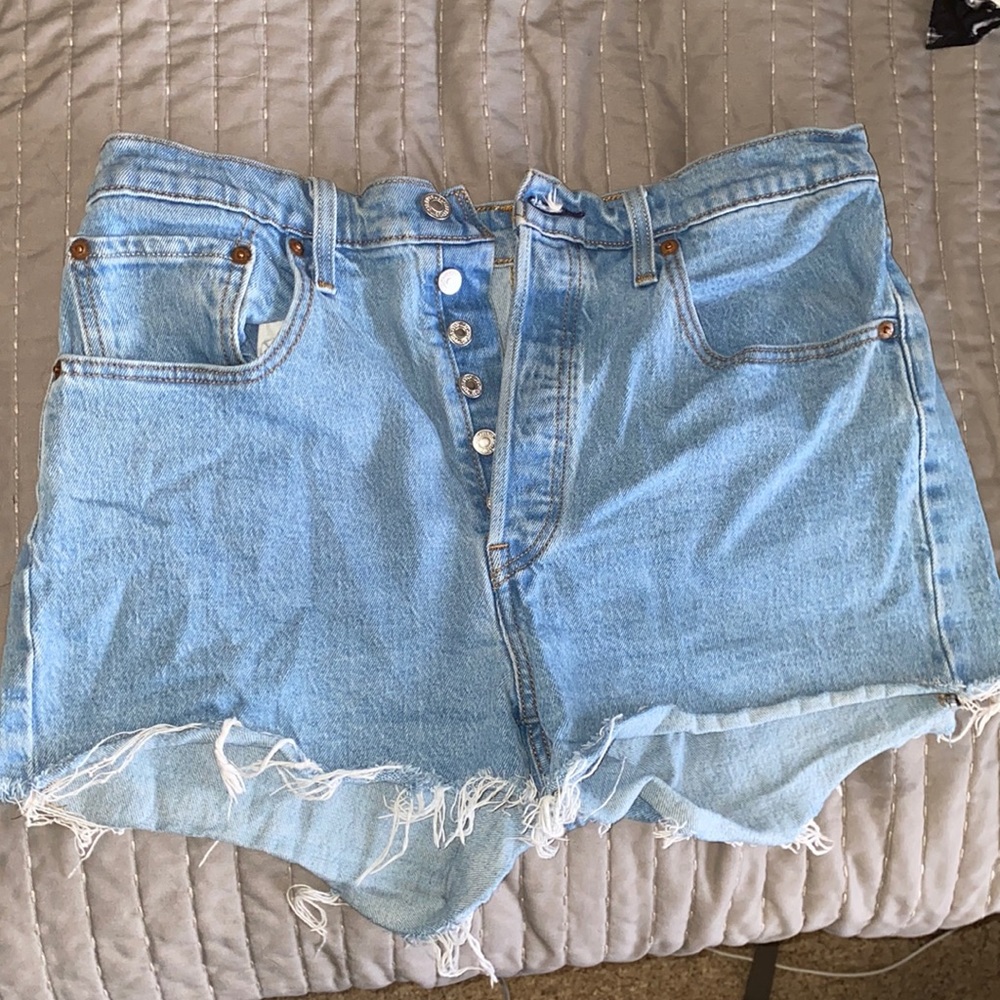 Women’s Levi High Waisted Jean Shorts